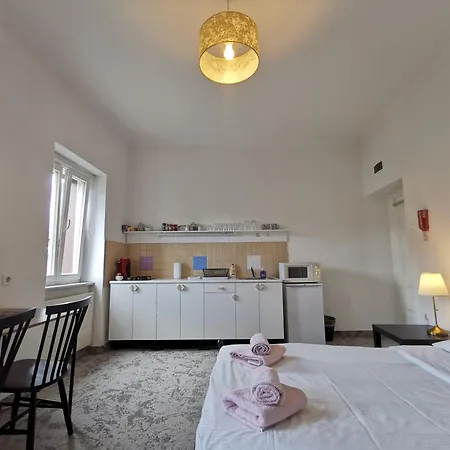 アパート Lovely Lili On A Terrace リュブリャナ